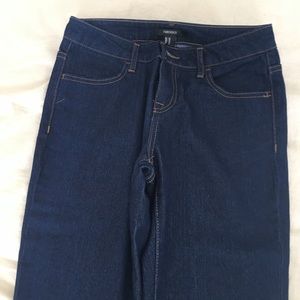 Women’s skinny jeans